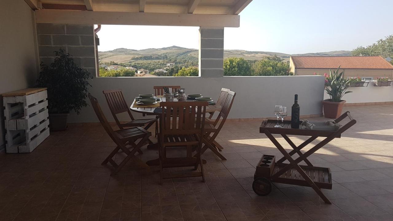 Villa Relais La Terrazza à Palmadula Extérieur photo